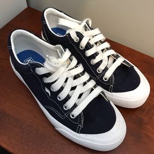 Like new Keds canvas sneakers